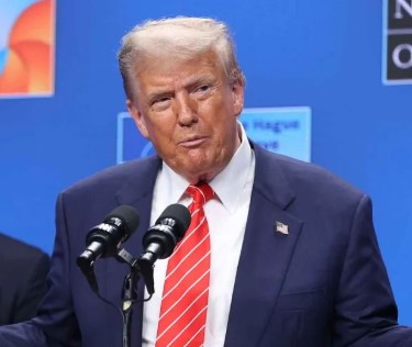 Trump Mengindikasikan Iran Mungkin Memiliki Empat Situs Nuklir Utama