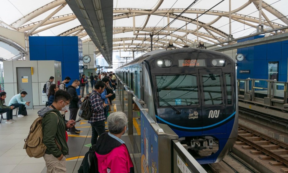 MRT Jakarta Perketat Aturan Rekrutmen terkait Ijazah Palsu