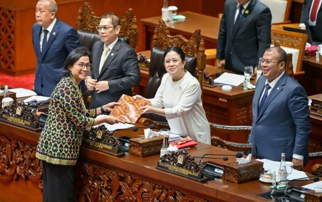 Analisis Penerimaan Pajak Semester I Tahun 2025