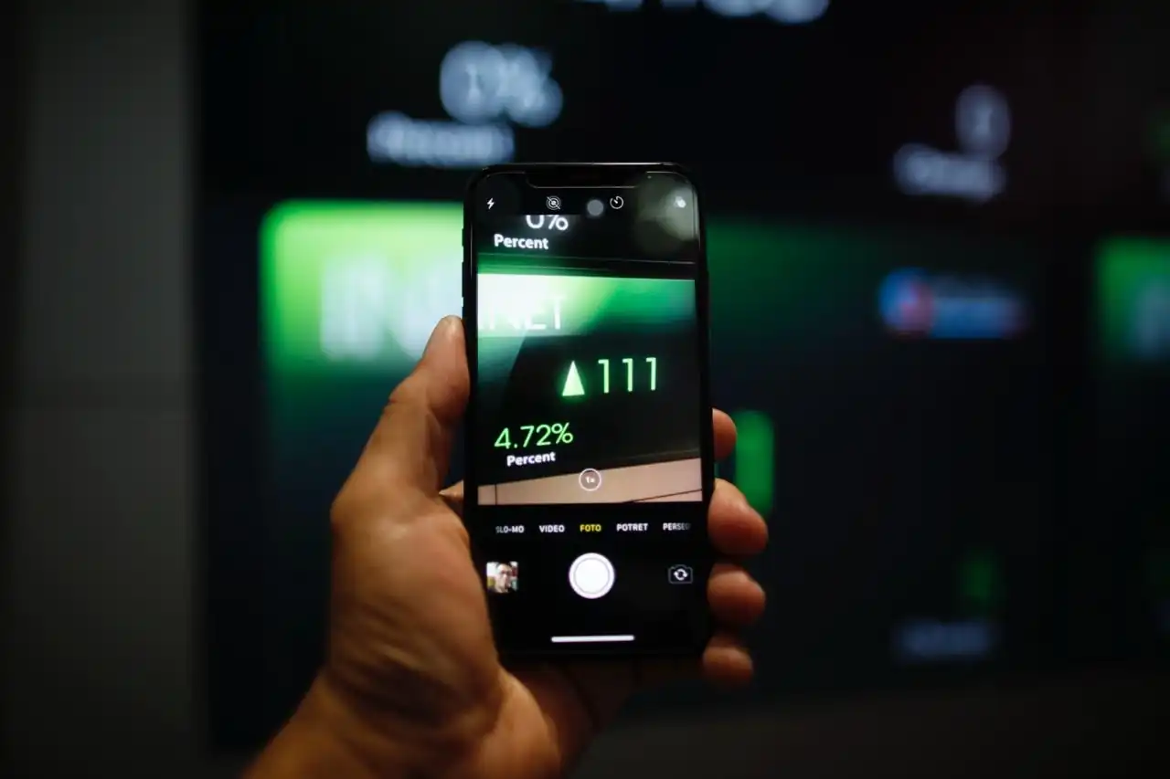 Koreksi IHSG Lanjut? Cermati Saham-saham Ini