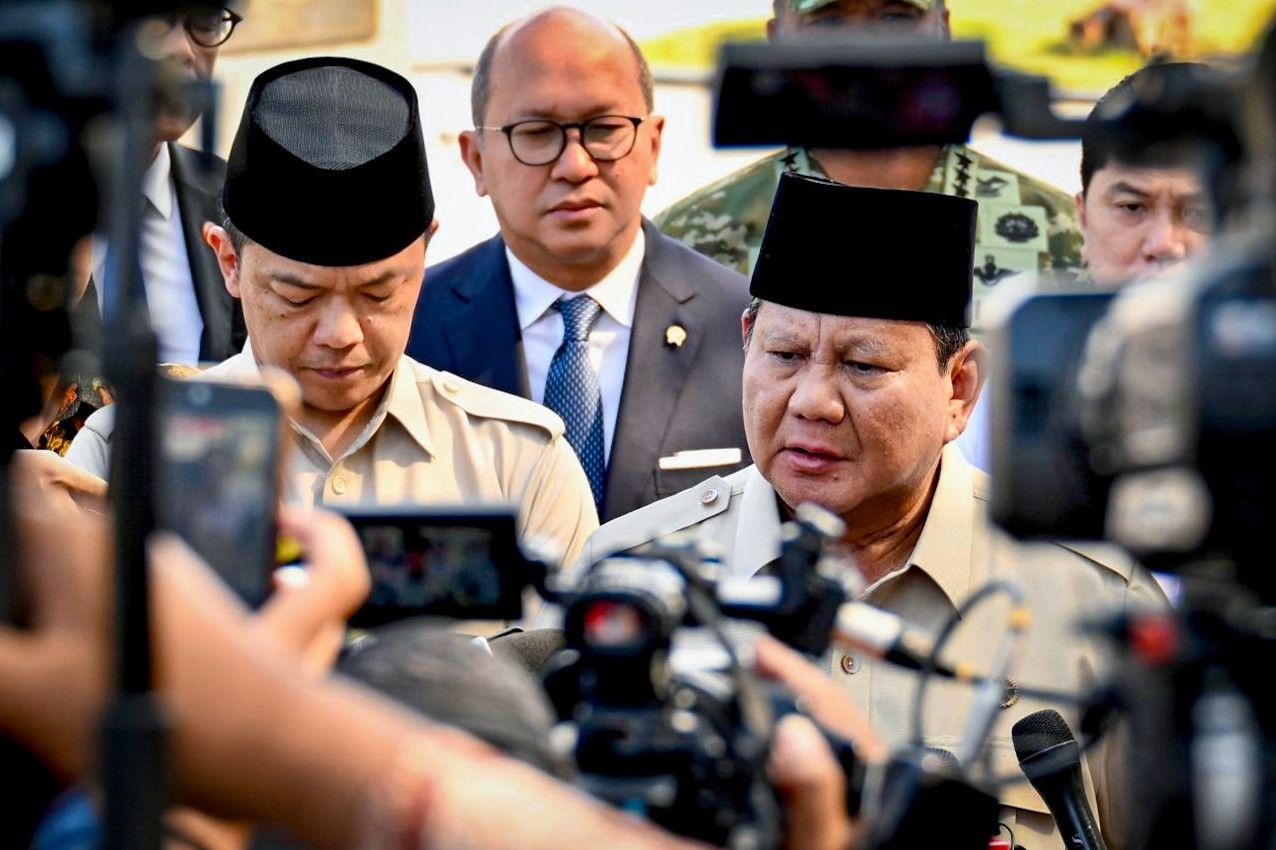 Prabowo Gelar Rapat Kabinet Segera Setelah Kepulangan dari Mesir